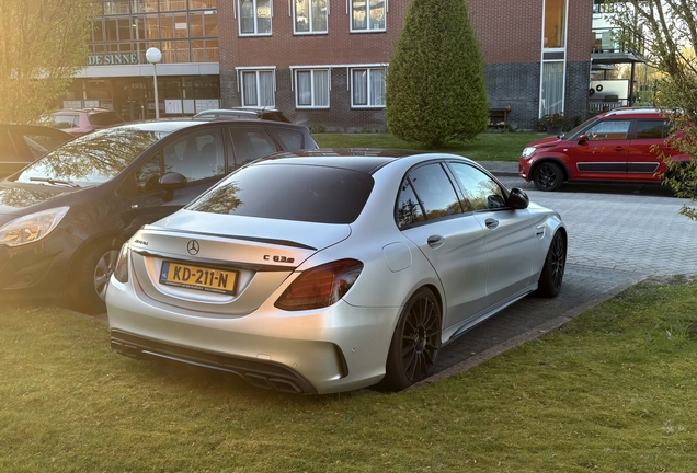 Mercedes-AMG C 63 S W205