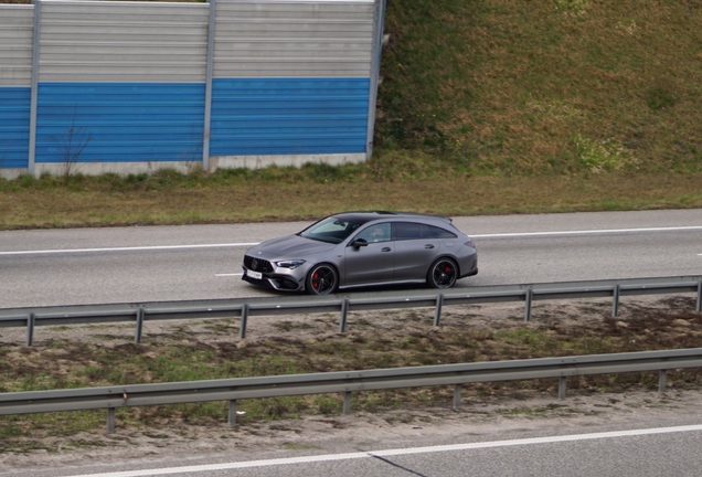 Mercedes-AMG CLA 45 S Shooting Brake X118