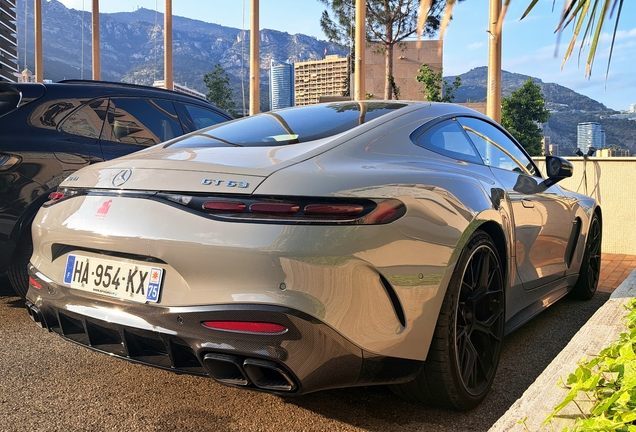 Mercedes-AMG GT 63 C192