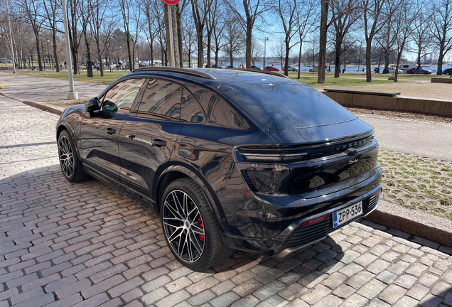 Porsche Macan EV Turbo