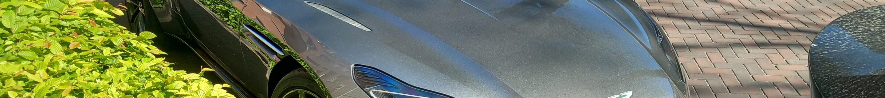 Aston Martin DB11 V8 Volante