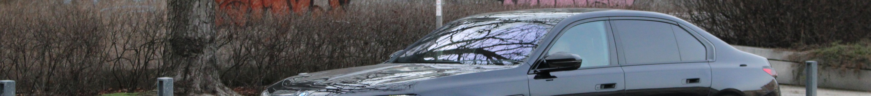 BMW M760e xDrive