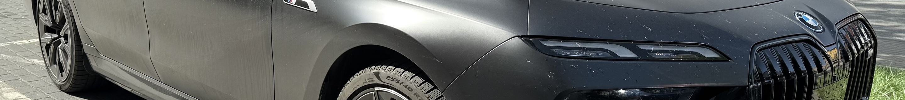 BMW M760e xDrive
