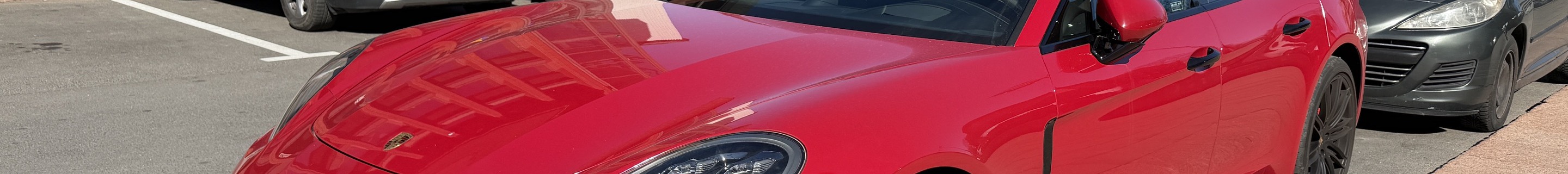 Porsche 971 Panamera GTS MkI