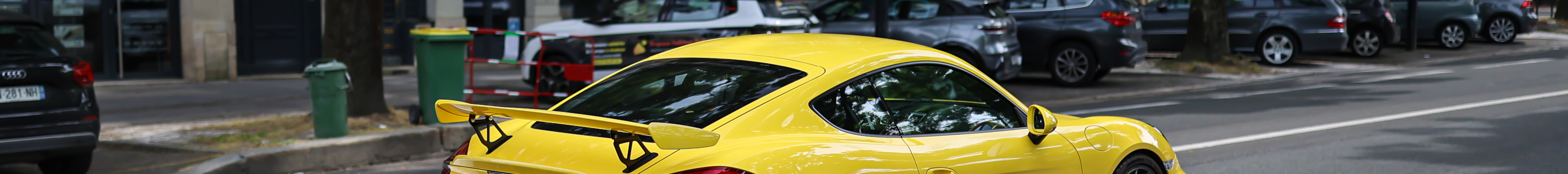 Porsche 981 Cayman GT4