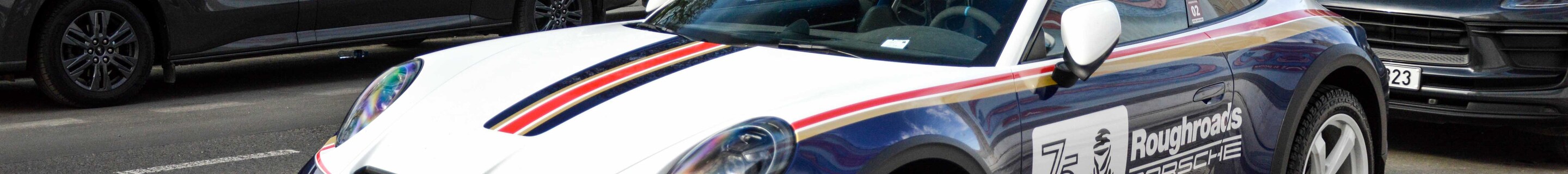 Porsche 992 Dakar