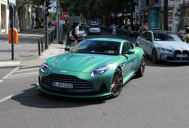 Aston Martin DB12