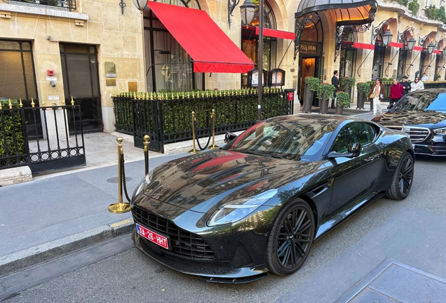Aston Martin DB12