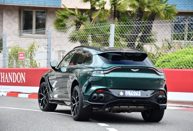 Aston Martin DBX707