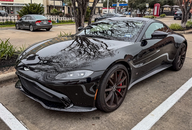 Aston Martin V8 Vantage 2018