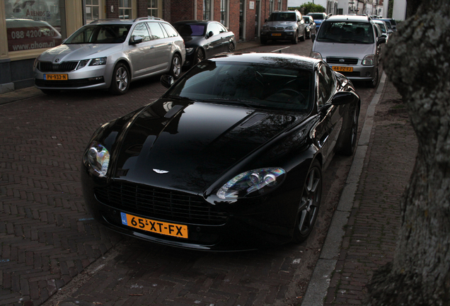 Aston Martin V8 Vantage