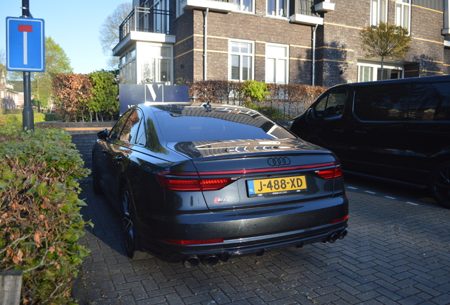 Audi S8 D5