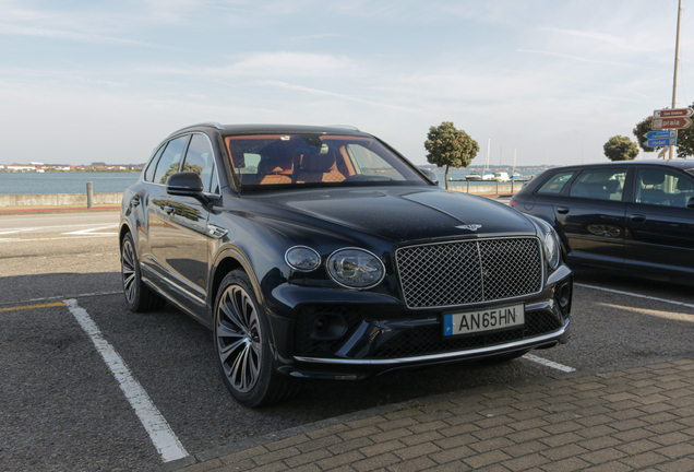 Bentley Bentayga Hybrid 2021
