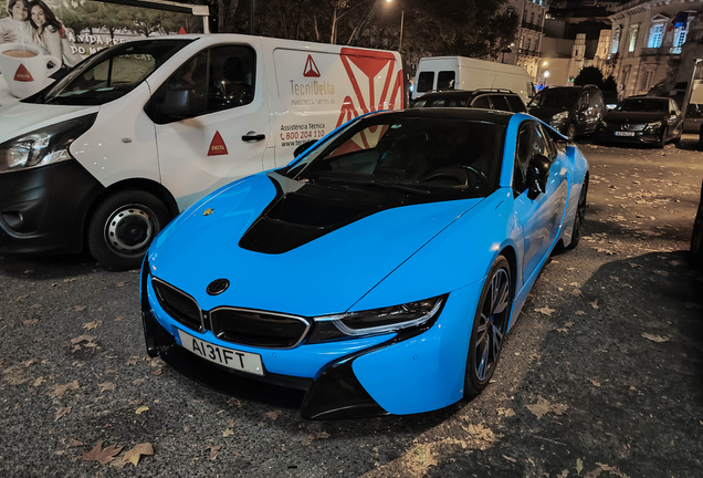 BMW i8