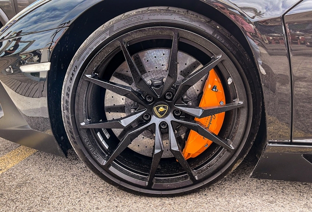 Lamborghini Aventador SV