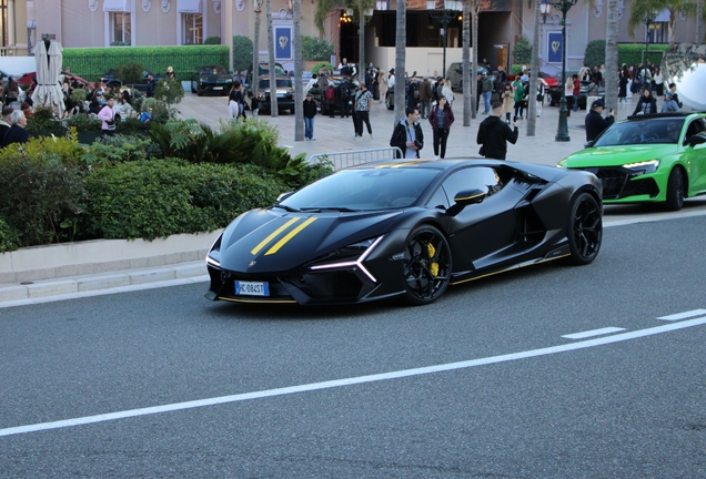 Lamborghini Revuelto