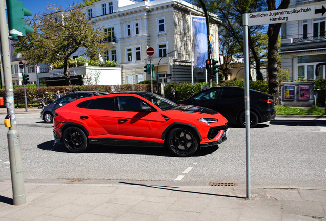 Lamborghini Urus Performante