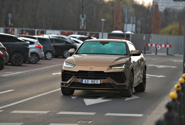 Lamborghini Urus S
