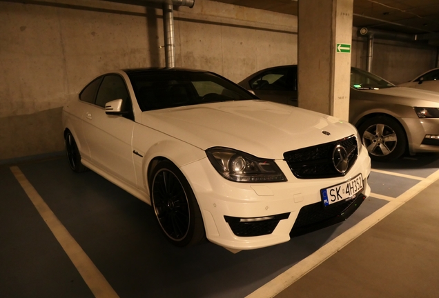 Mercedes-Benz C 63 AMG Coupé