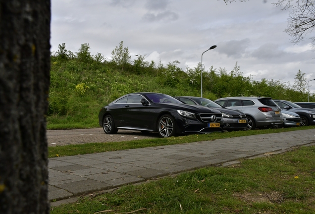 Mercedes-Benz S 63 AMG Coupé C217