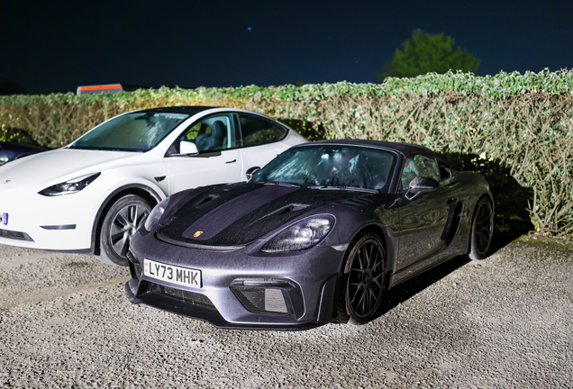Porsche 718 Spyder RS Weissach Package