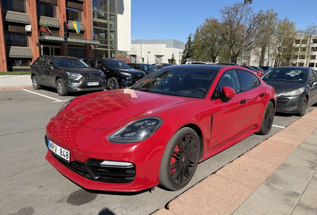 Porsche 971 Panamera GTS MkI