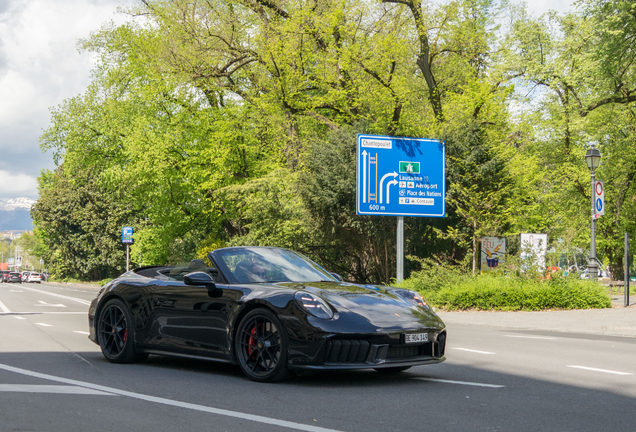 Porsche 992 Carrera 4 GTS Cabriolet MkII