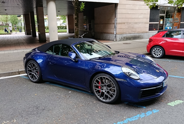 Porsche 992 Carrera 4S Cabriolet MkI