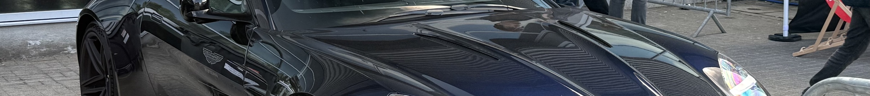 Aston Martin Vantage 2024