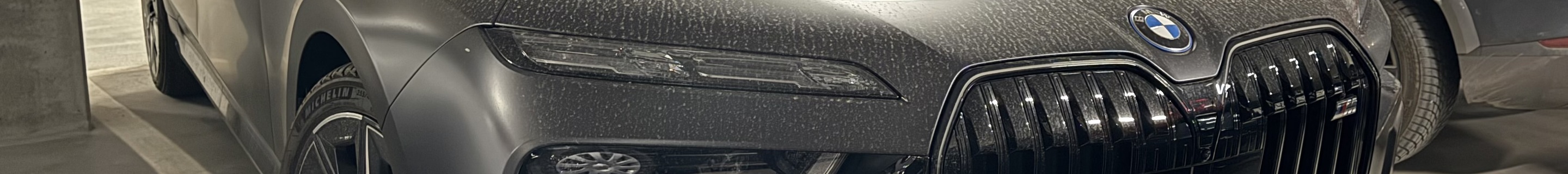 BMW M760e xDrive