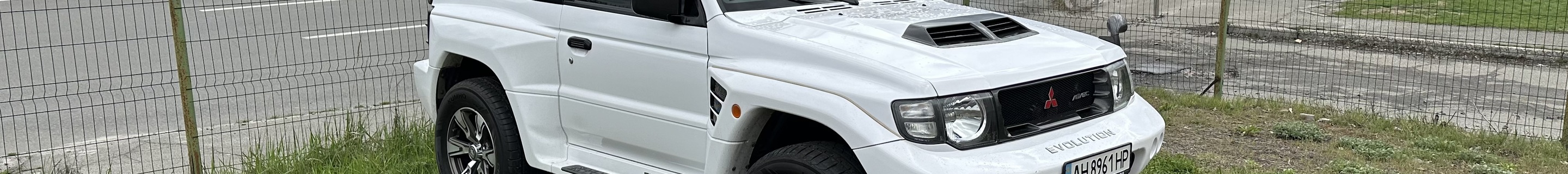 Mitsubishi Pajero Evolution
