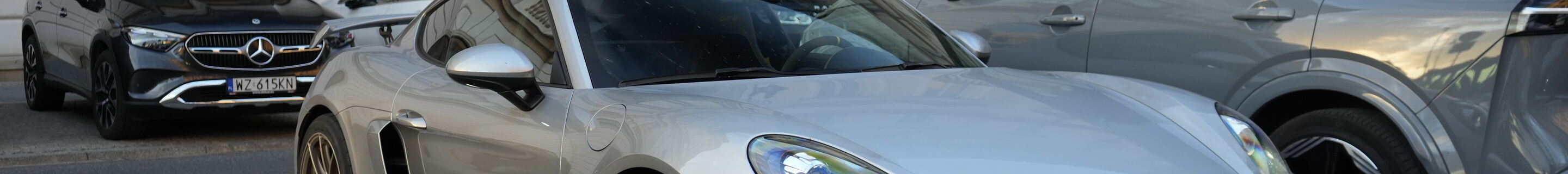 Porsche 718 Cayman GT4