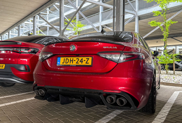 Alfa Romeo Giulia Quadrifoglio 2023