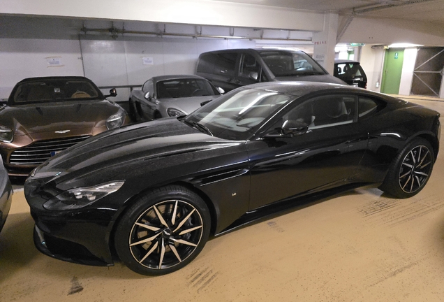 Aston Martin DB11
