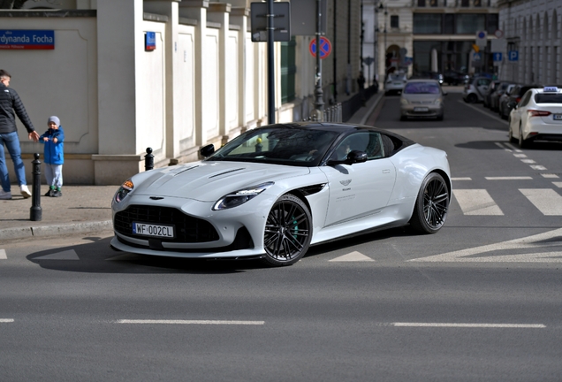 Aston Martin DB12