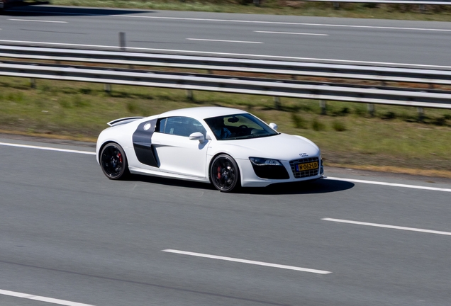 Audi R8 V10