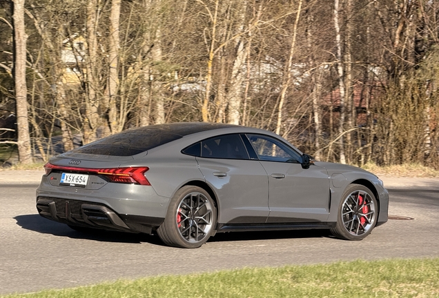 Audi RS E-Tron GT 2025