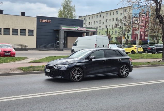 Audi RS3 Sportback 8Y 2025