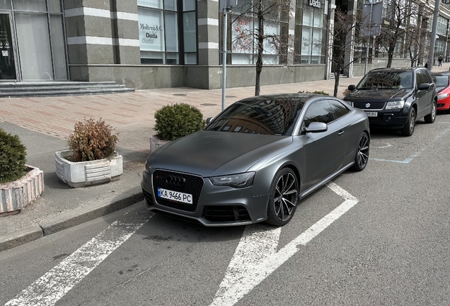 Audi RS5 B8 2012