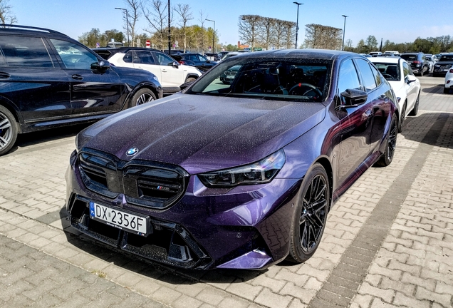BMW M5 G90