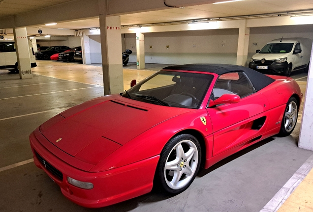 Ferrari F355 Spider