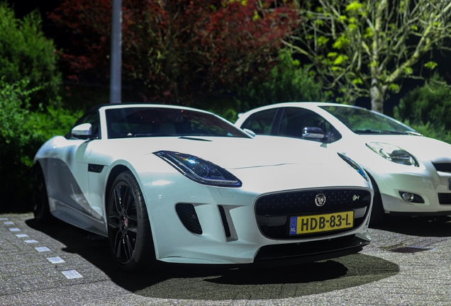 Jaguar F-TYPE R Convertible