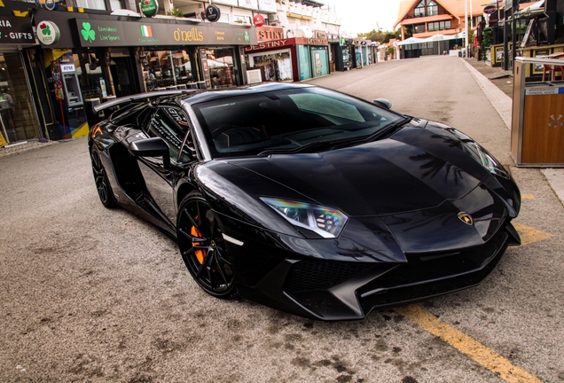 Lamborghini Aventador LP750-4 SuperVeloce Roadster
