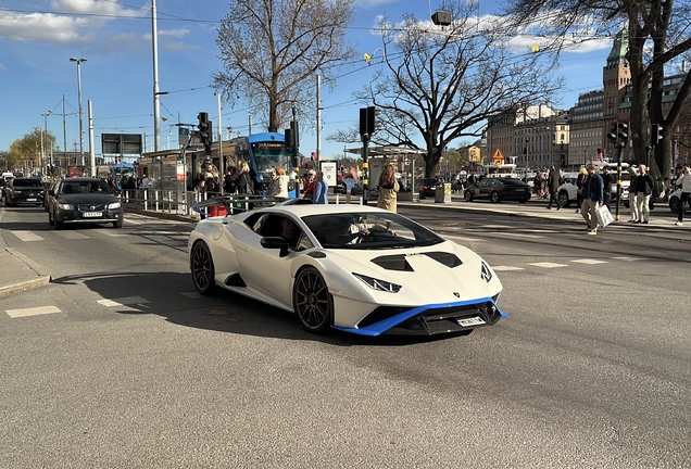 Lamborghini Huracán LP640-2 STO