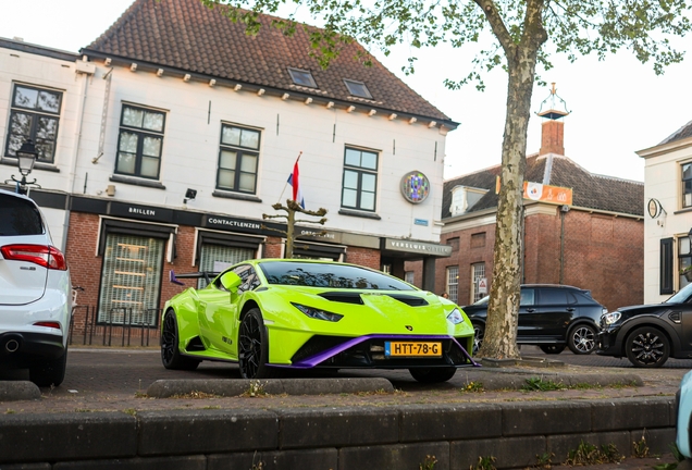 Lamborghini Huracán LP640-2 STO