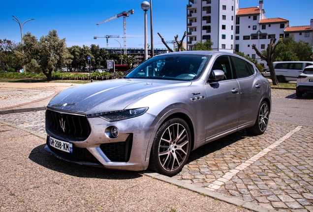 Maserati Levante S