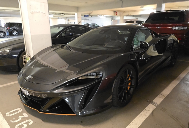 McLaren Artura Spider