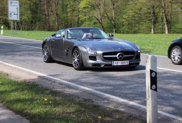 Mercedes-Benz SLS AMG Roadster