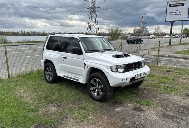 Mitsubishi Pajero Evolution