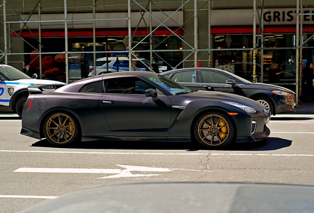 Nissan GT-R 2022 T-Spec